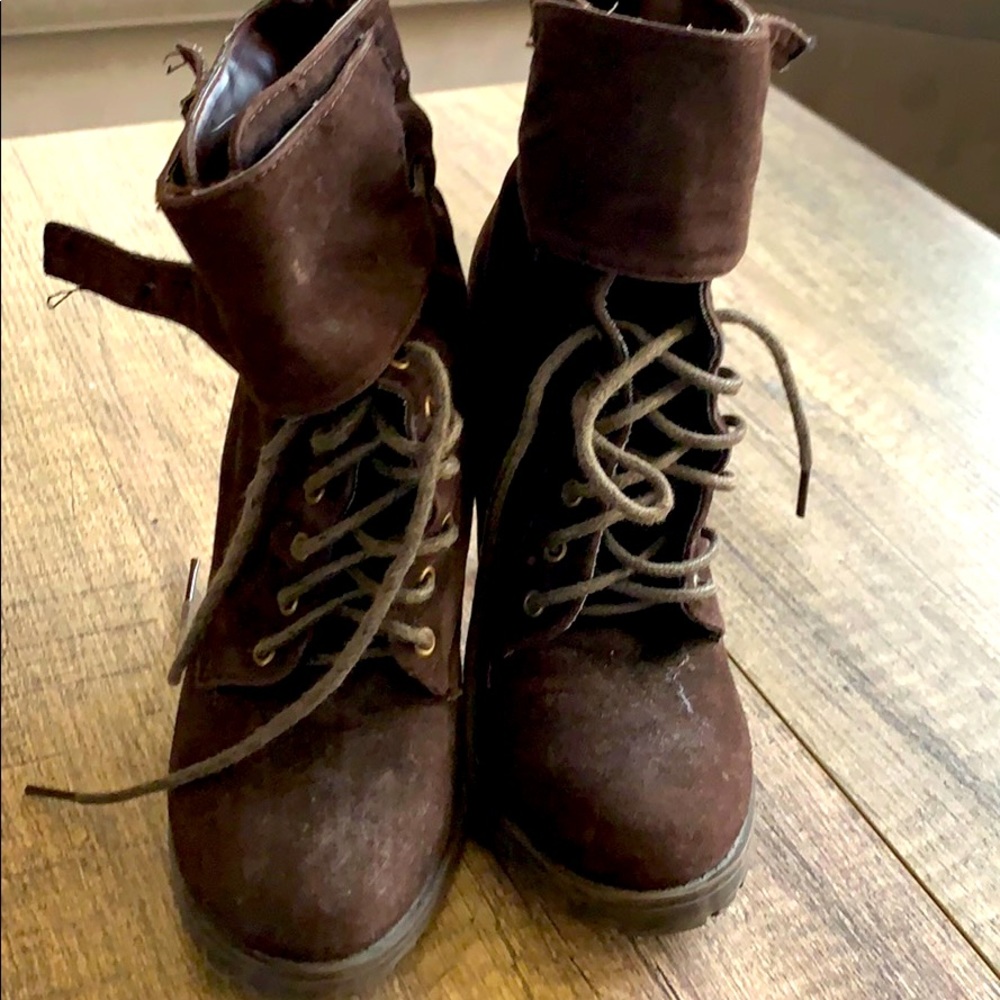 Brown ankle boots